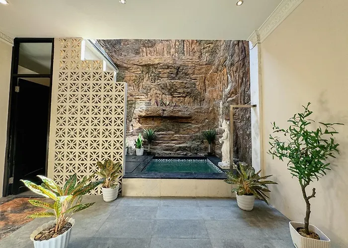 Merdeka Kuta 3* Legian (Bali)